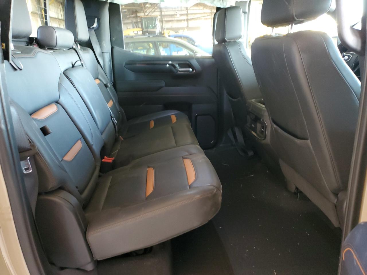 2023 GMC SIERRA K1500 AT4 VIN:1GTUUEE80PZ167014