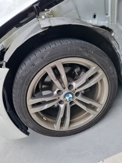2018 BMW 320 WBA8A9101JAE91824 VIN:WBA8A9101JAE91824