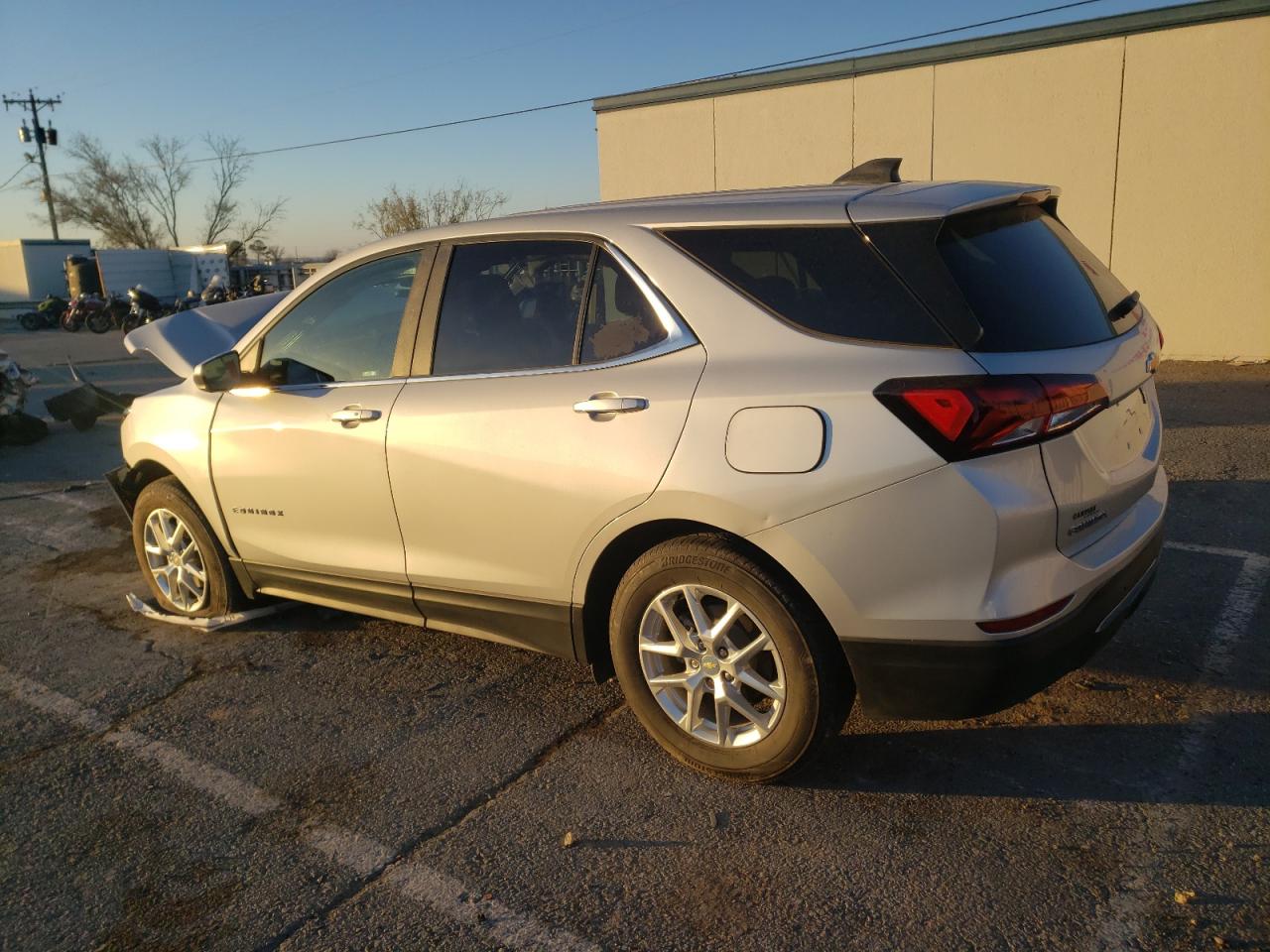 2022 CHEVROLET EQUINOX LT VIN:2GNAXTEV6N6110370