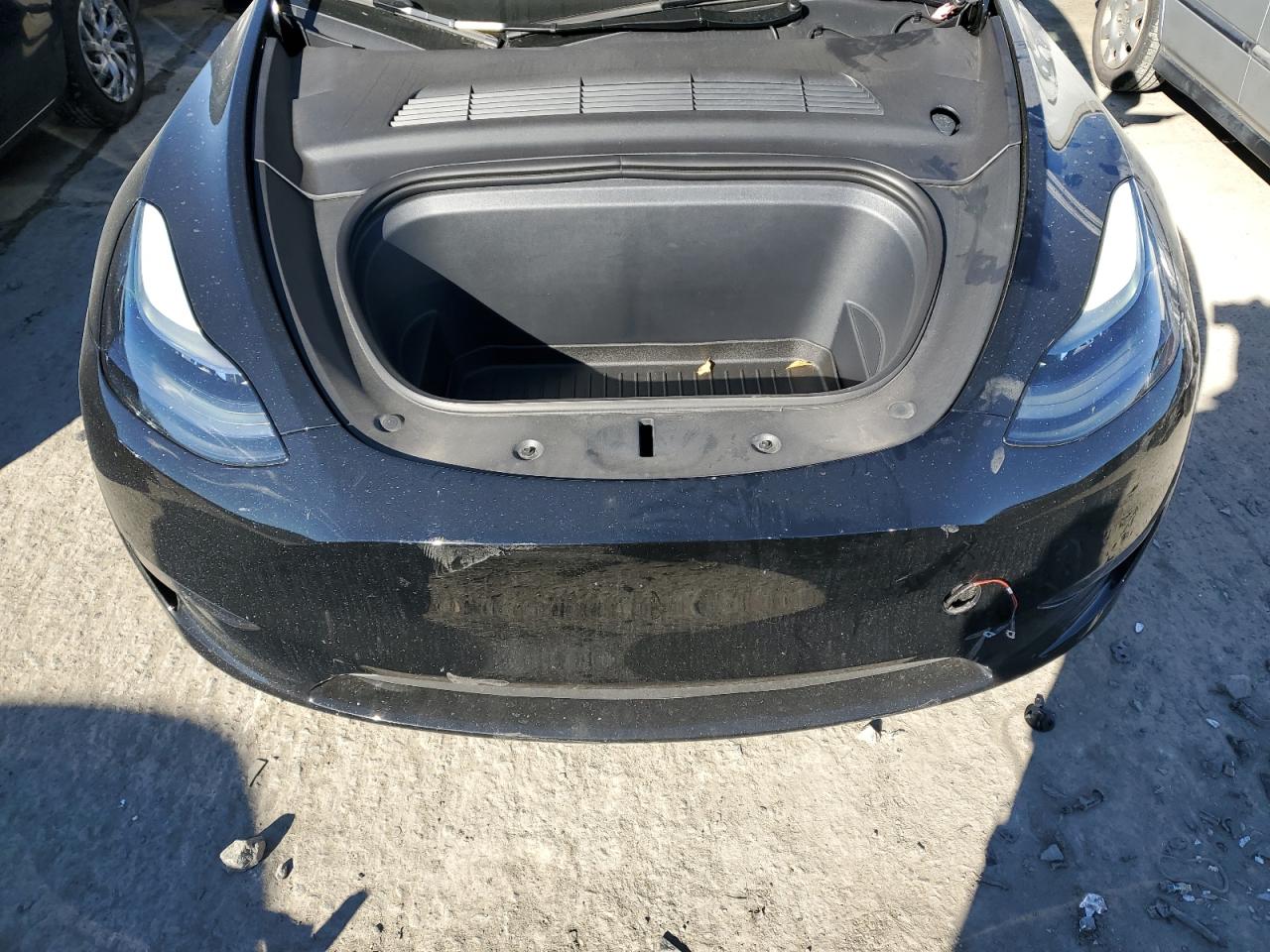 2024 TESLA MODEL Y  VIN:7SAYGAEE3RF004232