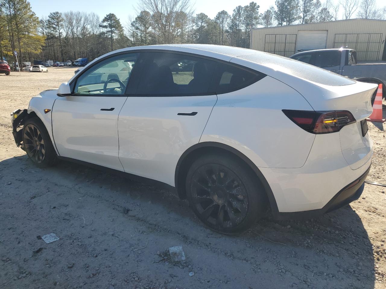 2023 TESLA MODEL Y  VIN:7SAYGDEE2PF752209