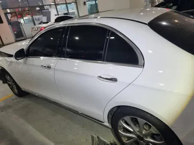 2019 Mercedes-Benz E 220 WDDZF0EB8KA689692 VIN:WDDZF0EB8KA689692