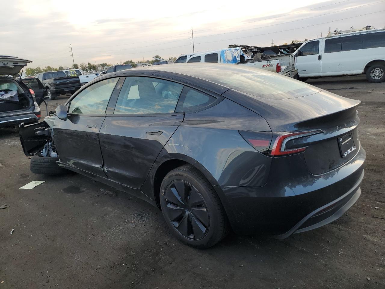 2024 TESLA MODEL 3  VIN:5YJ3E1EB3RF813295