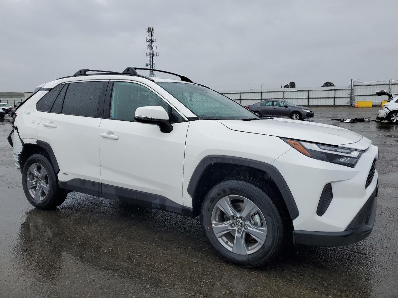 2024 TOYOTA RAV4 XLE VIN:2T3RWRFV9RW209808