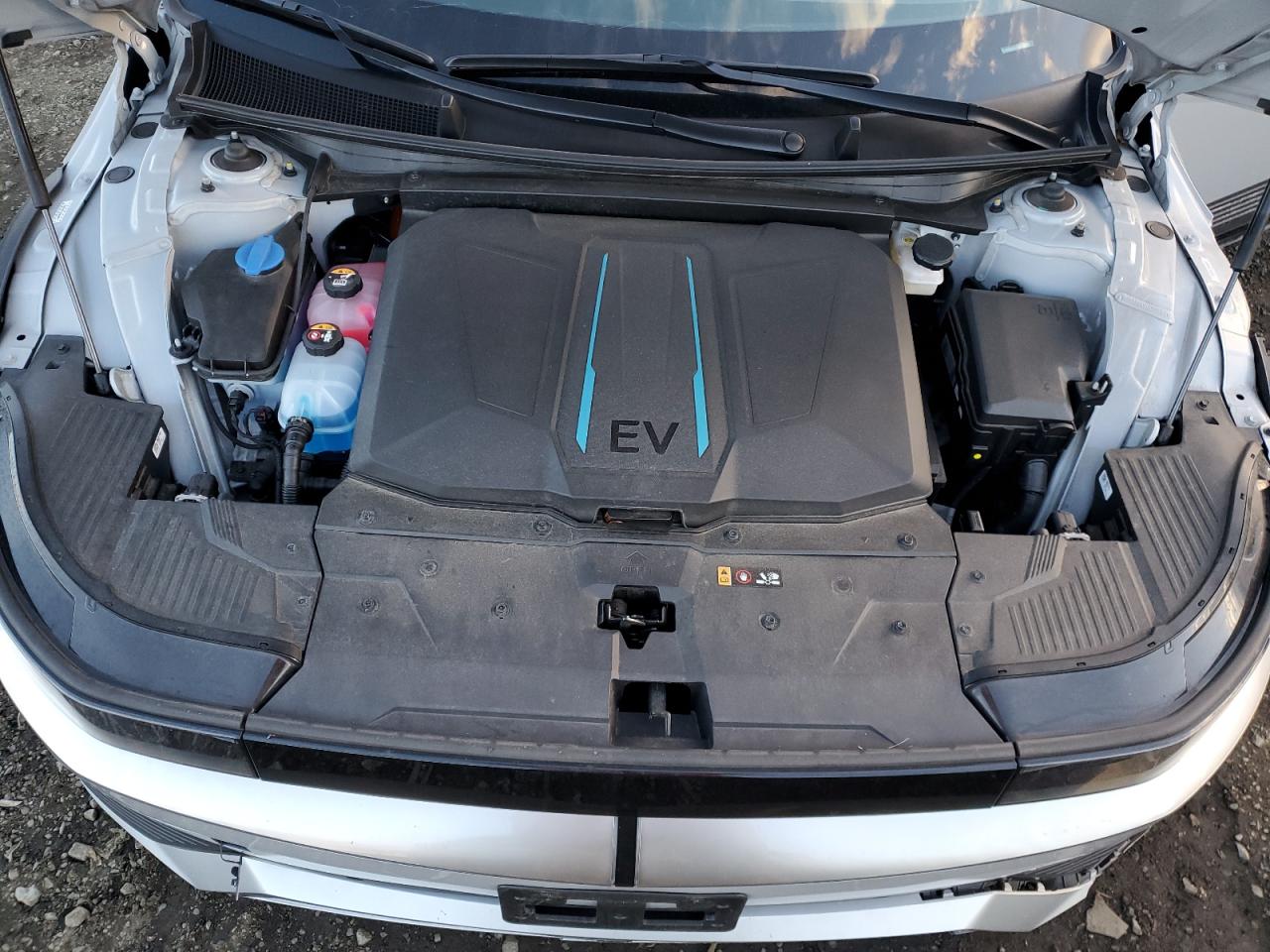 2022 HYUNDAI IONIQ 5 SEL VIN:KM8KNDAF7NU084057