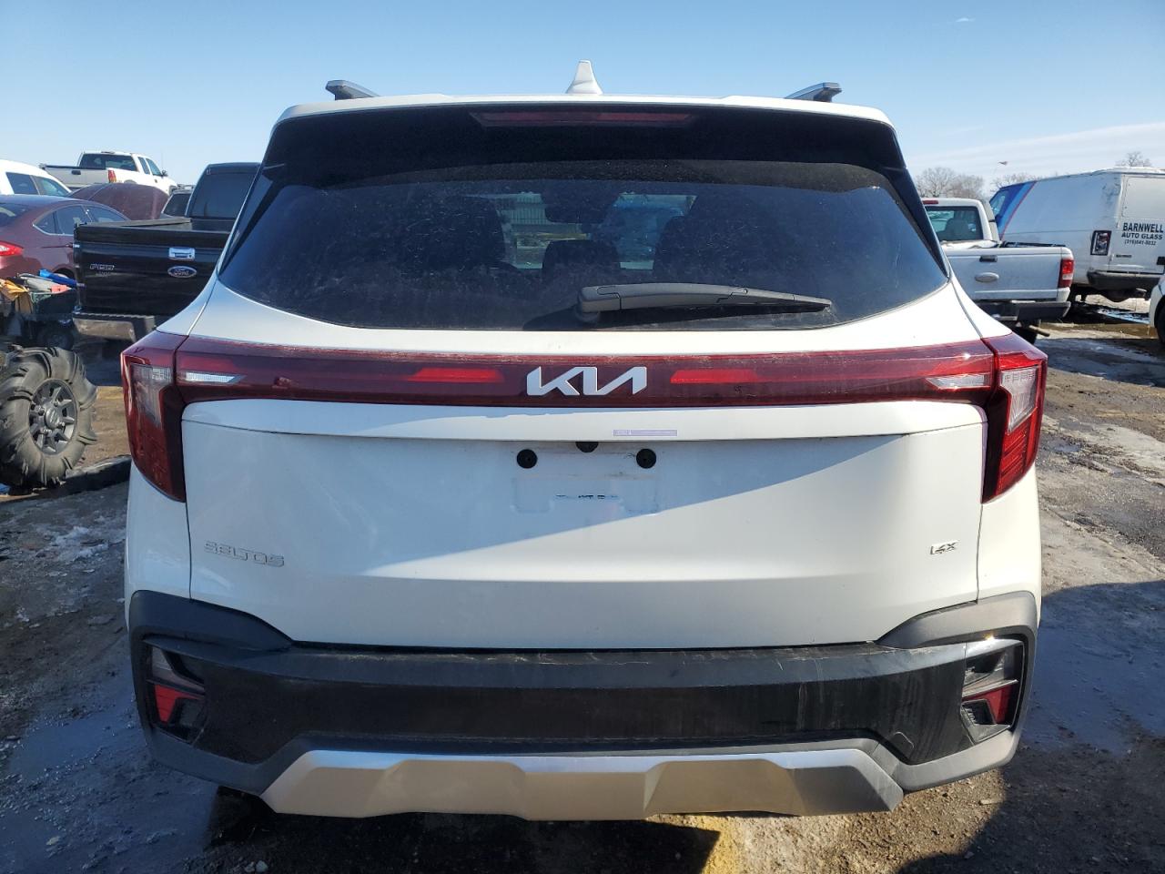 2024 KIA SELTOS SX VIN:KNDETCA77R7509372