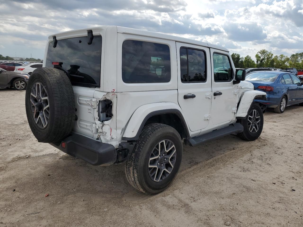 2024 JEEP WRANGLER SAHARA VIN:1C4PJXEN9RW106174