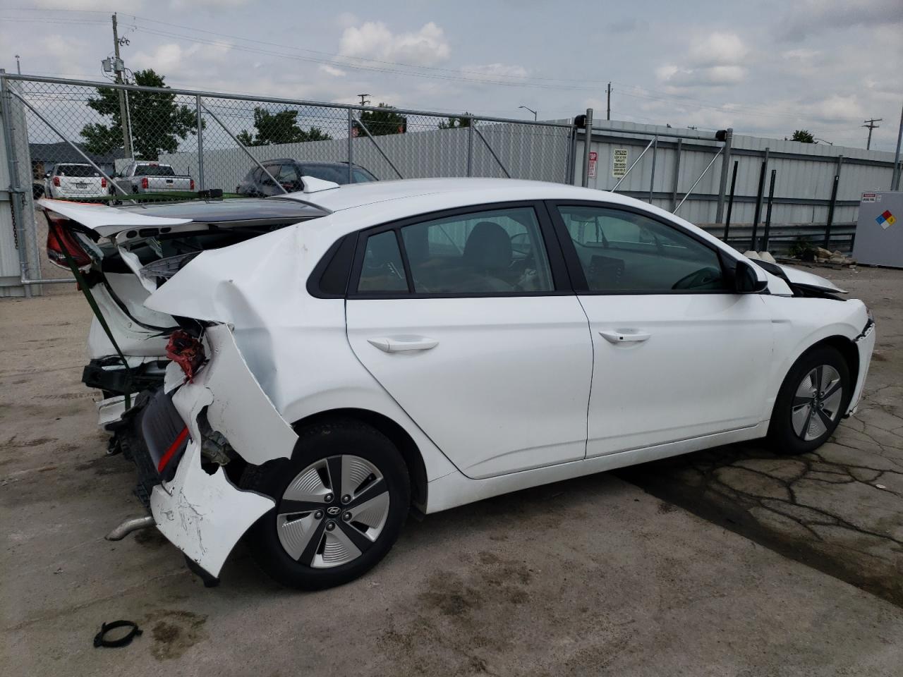 2022 HYUNDAI IONIQ BLUE VIN:KMHC65LC4NU277678