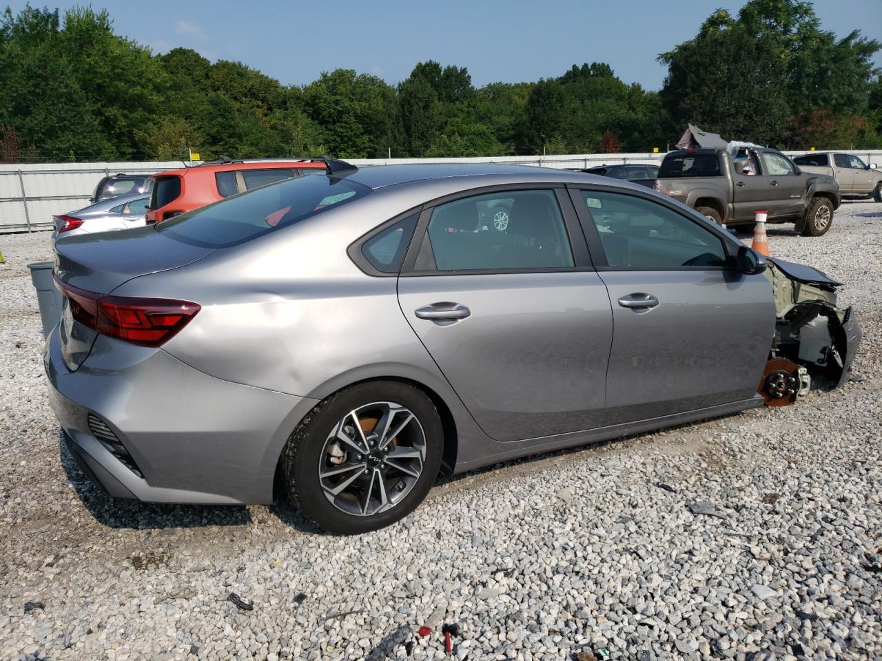 2023 KIA FORTE LX VIN:3KPF24AD8PE683614