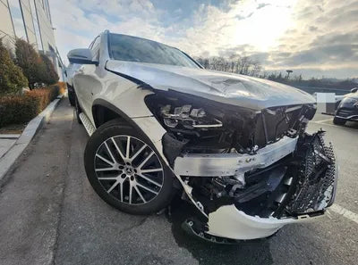 2020 Mercedes-Benz GLC 300 VIN: