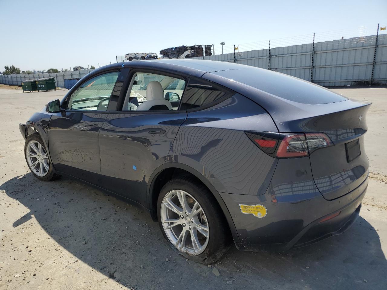 2022 TESLA MODEL Y  VIN:7SAYGDEE8NF358985