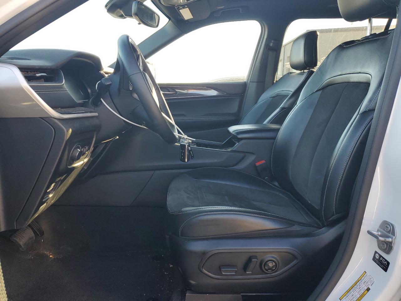 2022 JEEP GRAND CHEROKEE L LAREDO VIN:1C4RJKAG4N8590272