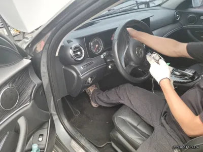 2018 Mercedes-Benz E 220 VIN: