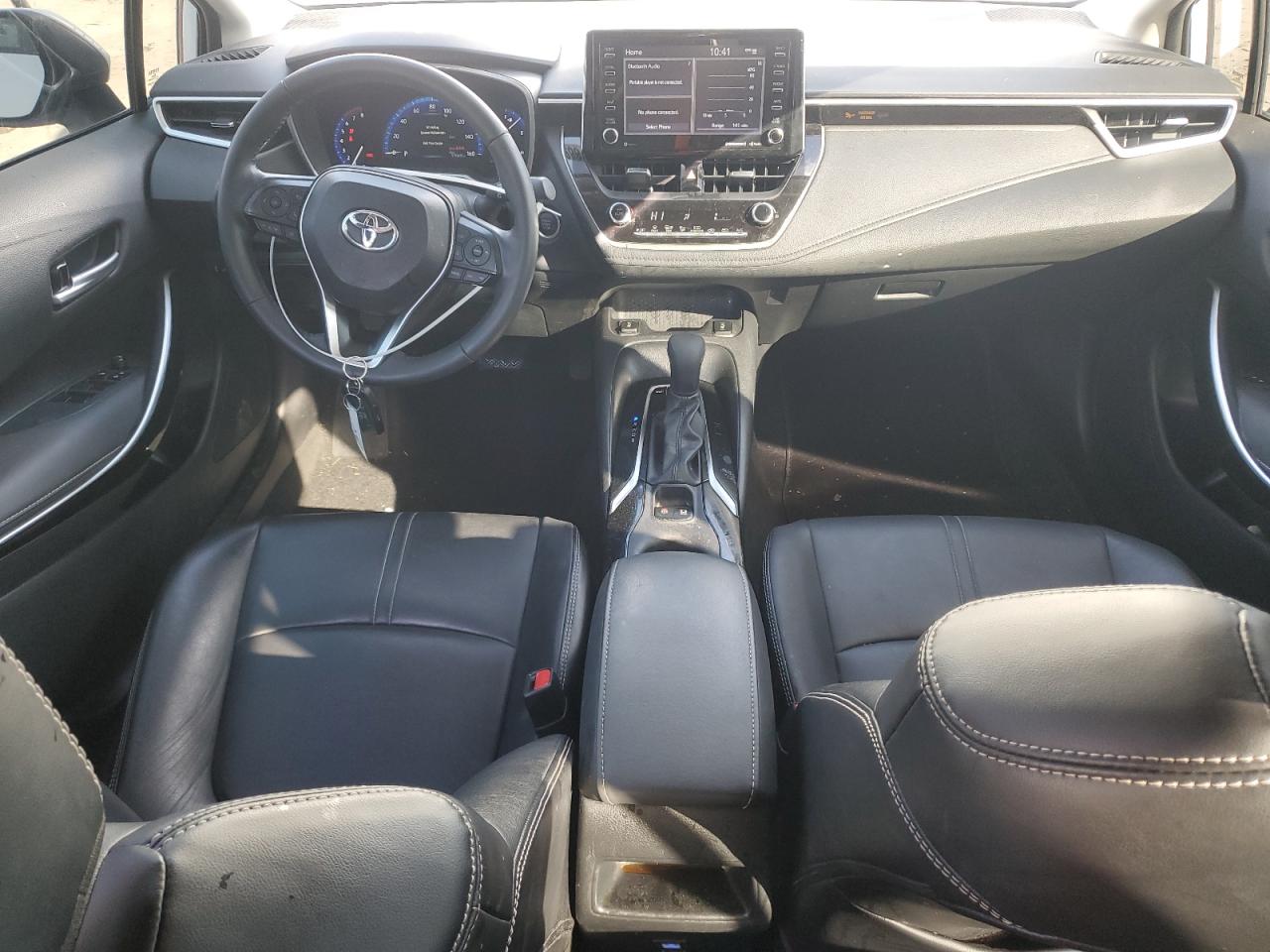 2022 TOYOTA COROLLA XLE VIN:5YFFPMAE9NP305579