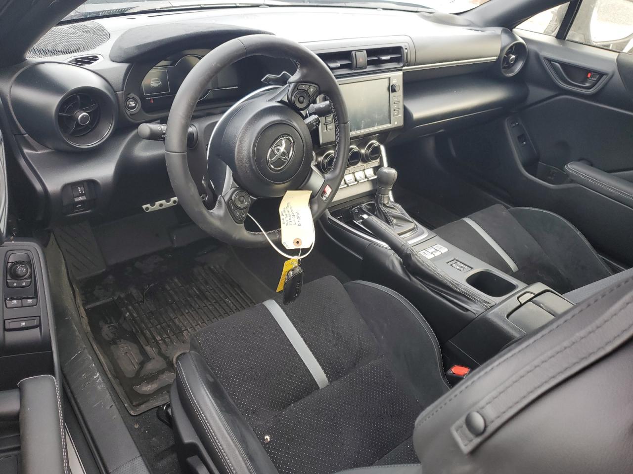 2024 TOYOTA GR 86 PREMIUM VIN:JF1ZNBE1XR8758891