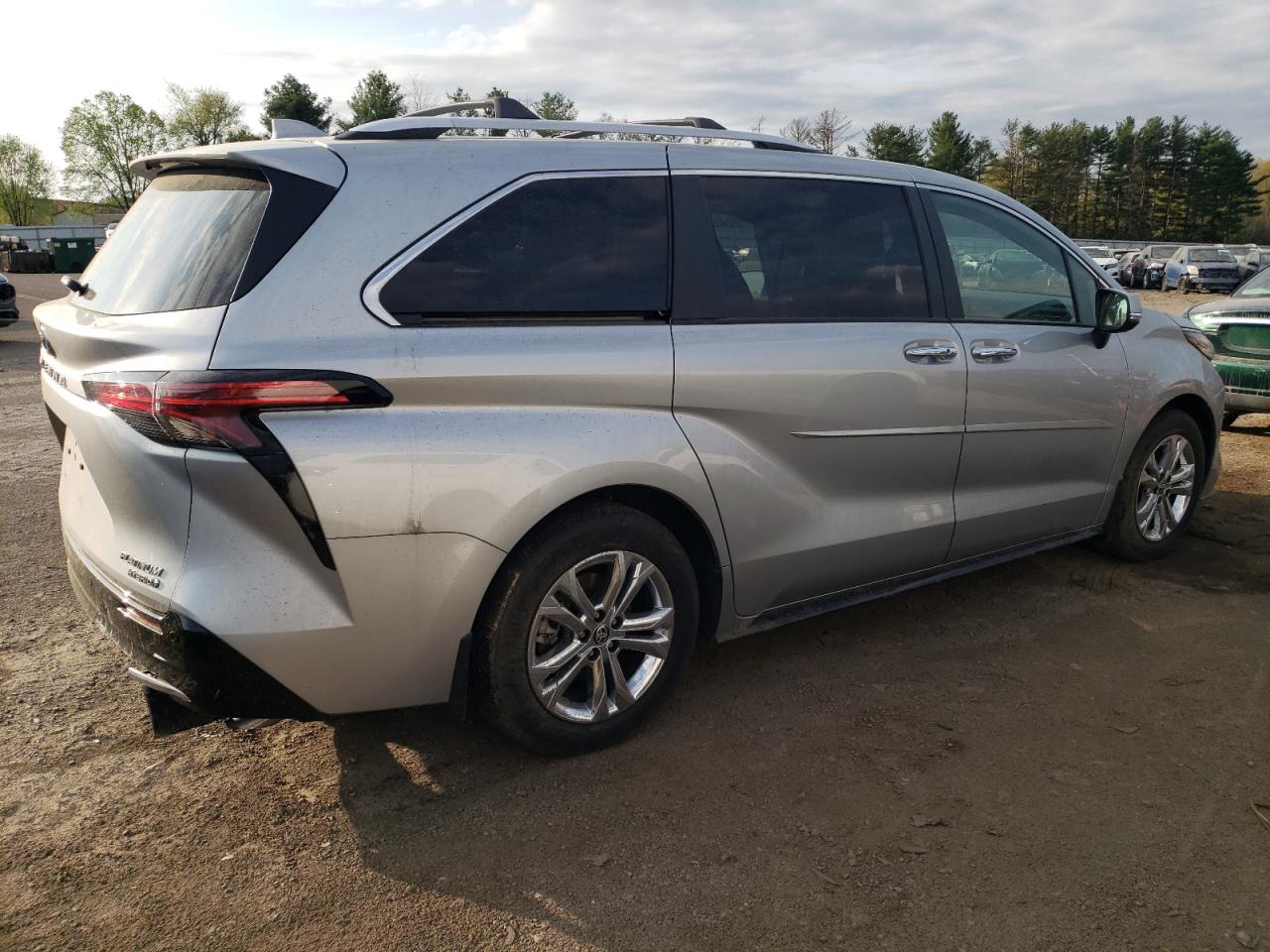 2023 TOYOTA SIENNA LIMITED VIN:5TDESKFC5PS079072