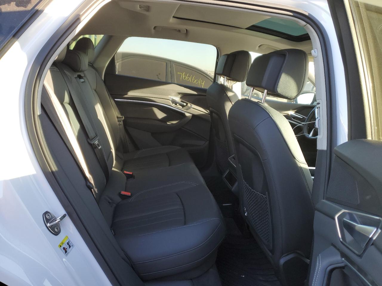 2022 AUDI E-TRON PREMIUM VIN:WA1AABGE3NB007271