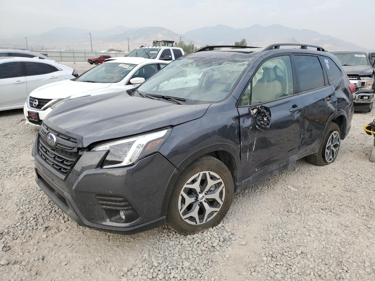 2024 SUBARU FORESTER PREMIUM VIN:JF2SKADC8RH512621