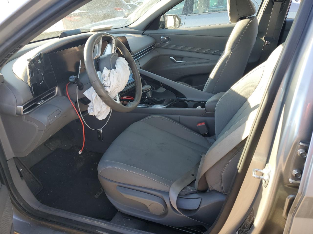 2023 HYUNDAI ELANTRA SEL VIN:5NPLS4AG1PH098222