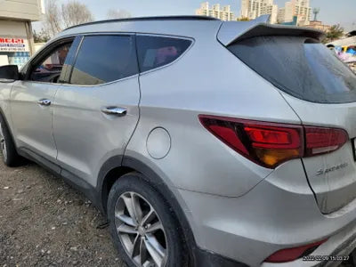 2016 Hyundai Santa FE KMHSW81UBGU700526 VIN:KMHSW81UBGU700526