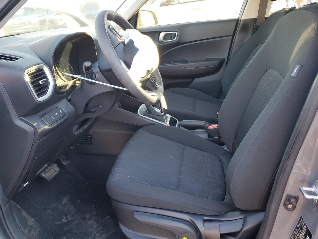 2022 HYUNDAI VENUE SE VIN:KMHRB8A35NU160119