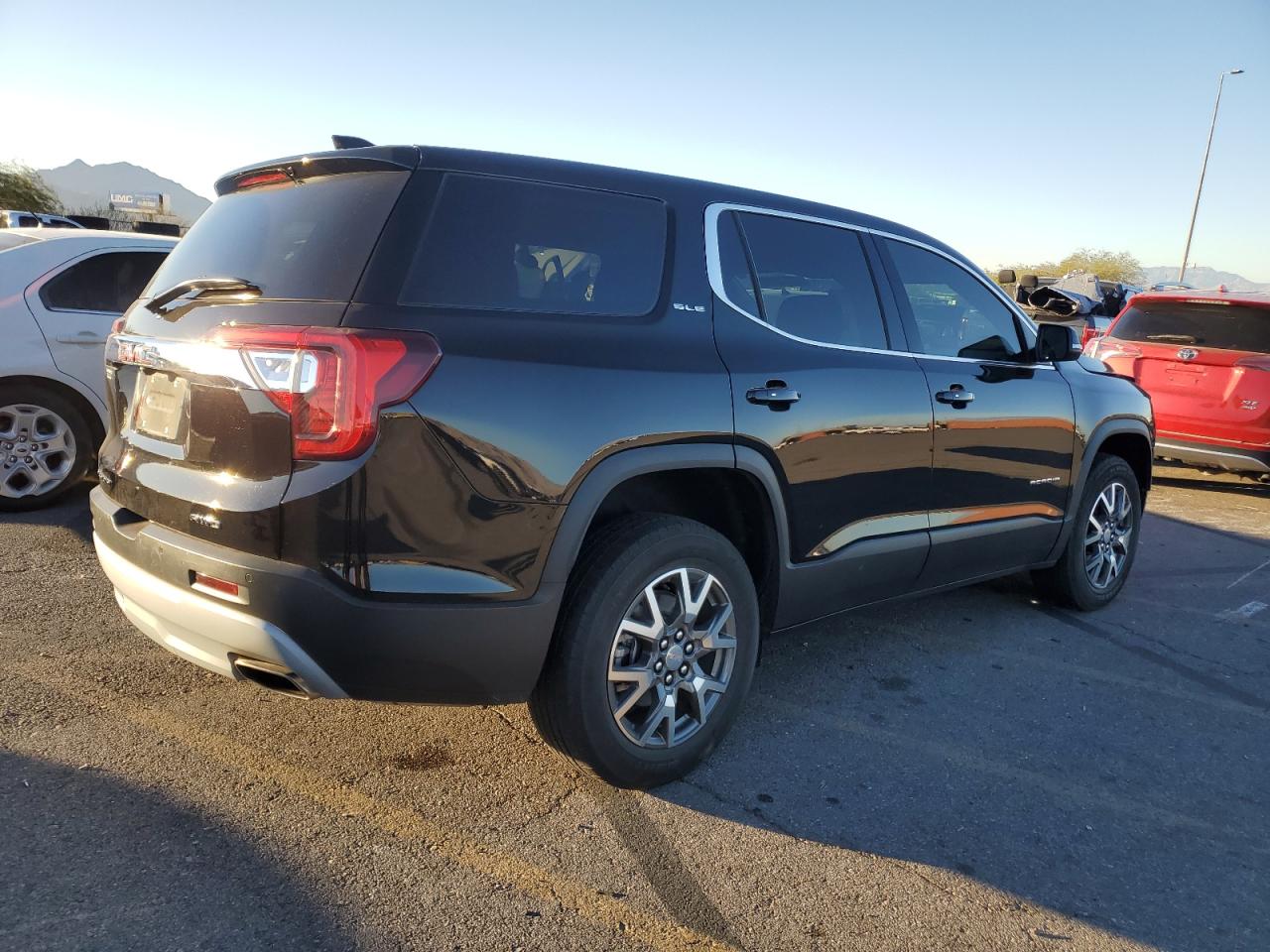 2023 GMC ACADIA SLE VIN:1GKKNRL42PZ178774