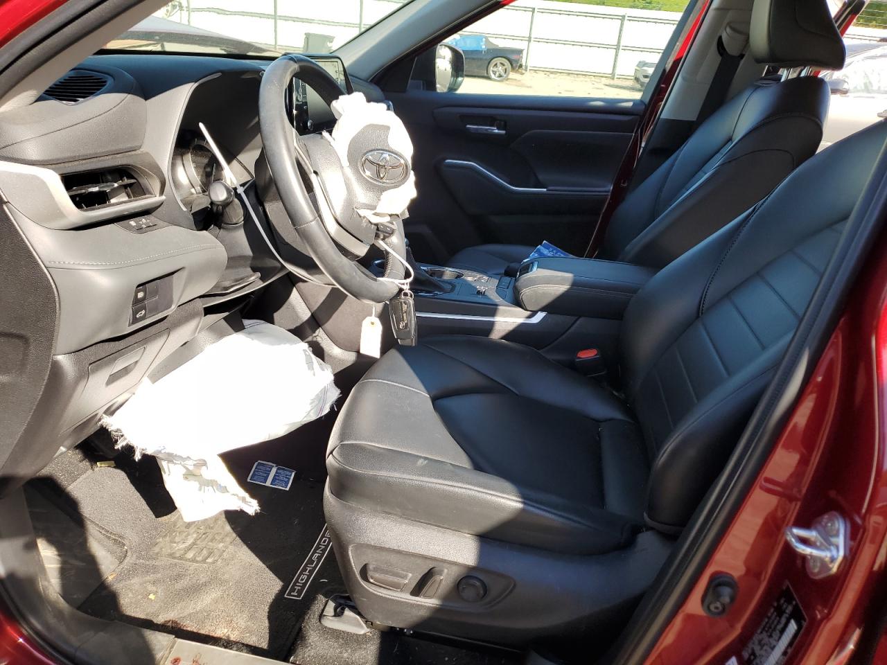 2022 TOYOTA HIGHLANDER XLE VIN:5TDGZRAH6NS124095
