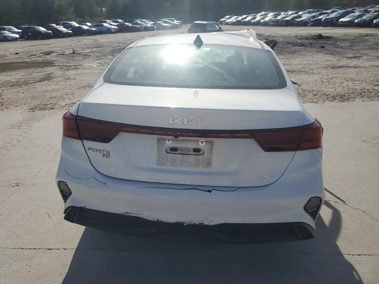 2022 KIA FORTE FE VIN:3KPF24AD4NE430190