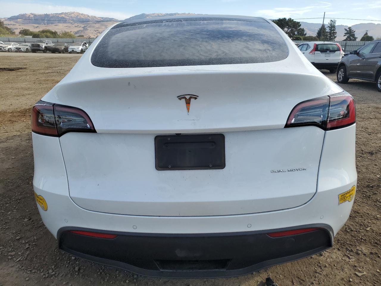 2022 TESLA MODEL Y  VIN:7SAYGAEE8NF384436