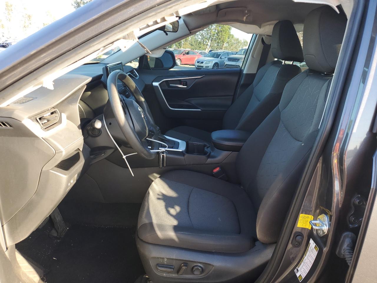 2022 TOYOTA RAV4 XLE VIN:2T3W1RFV3NW188160