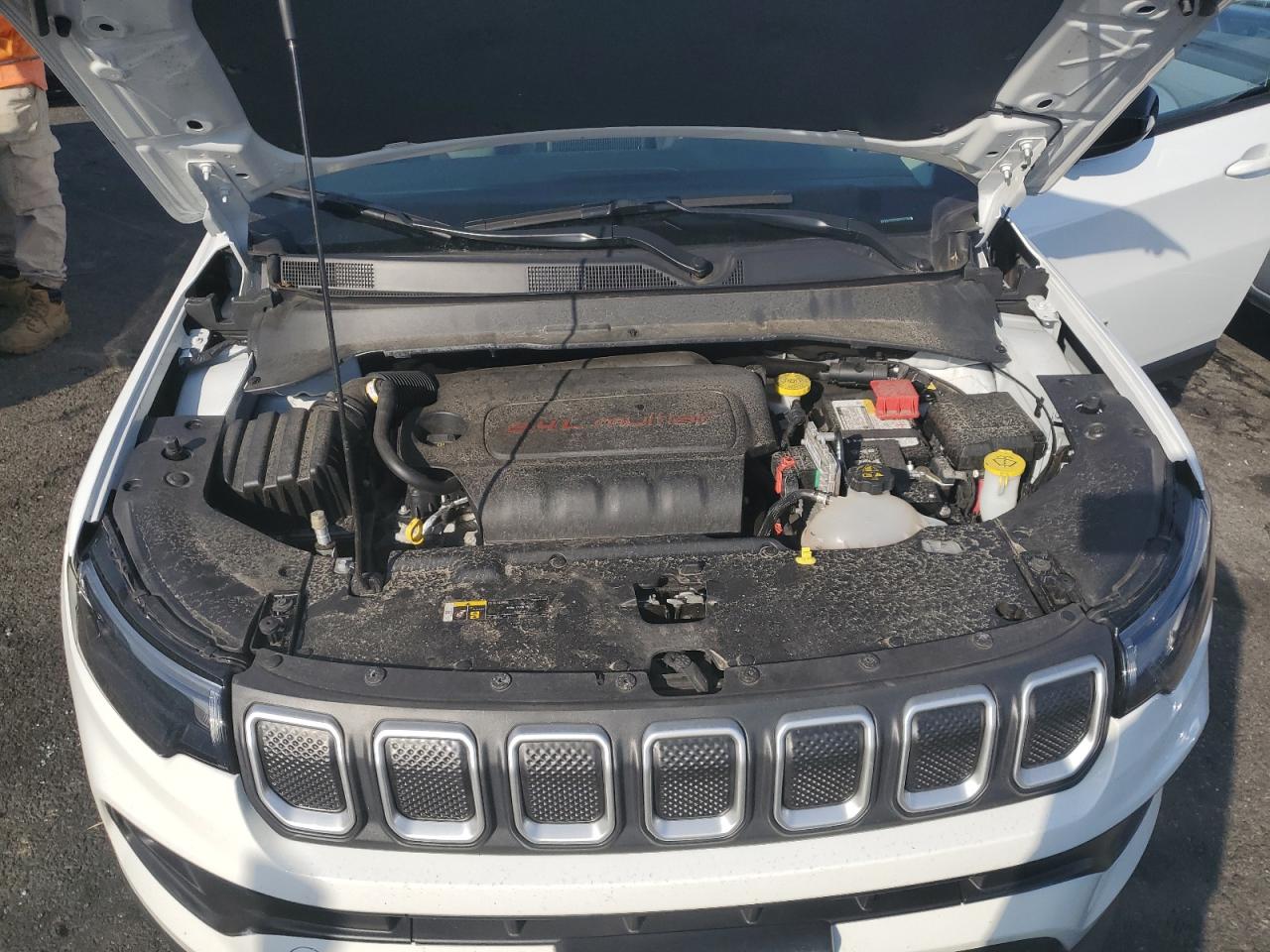 2022 JEEP COMPASS LATITUDE VIN:3C4NJDBB2NT124208