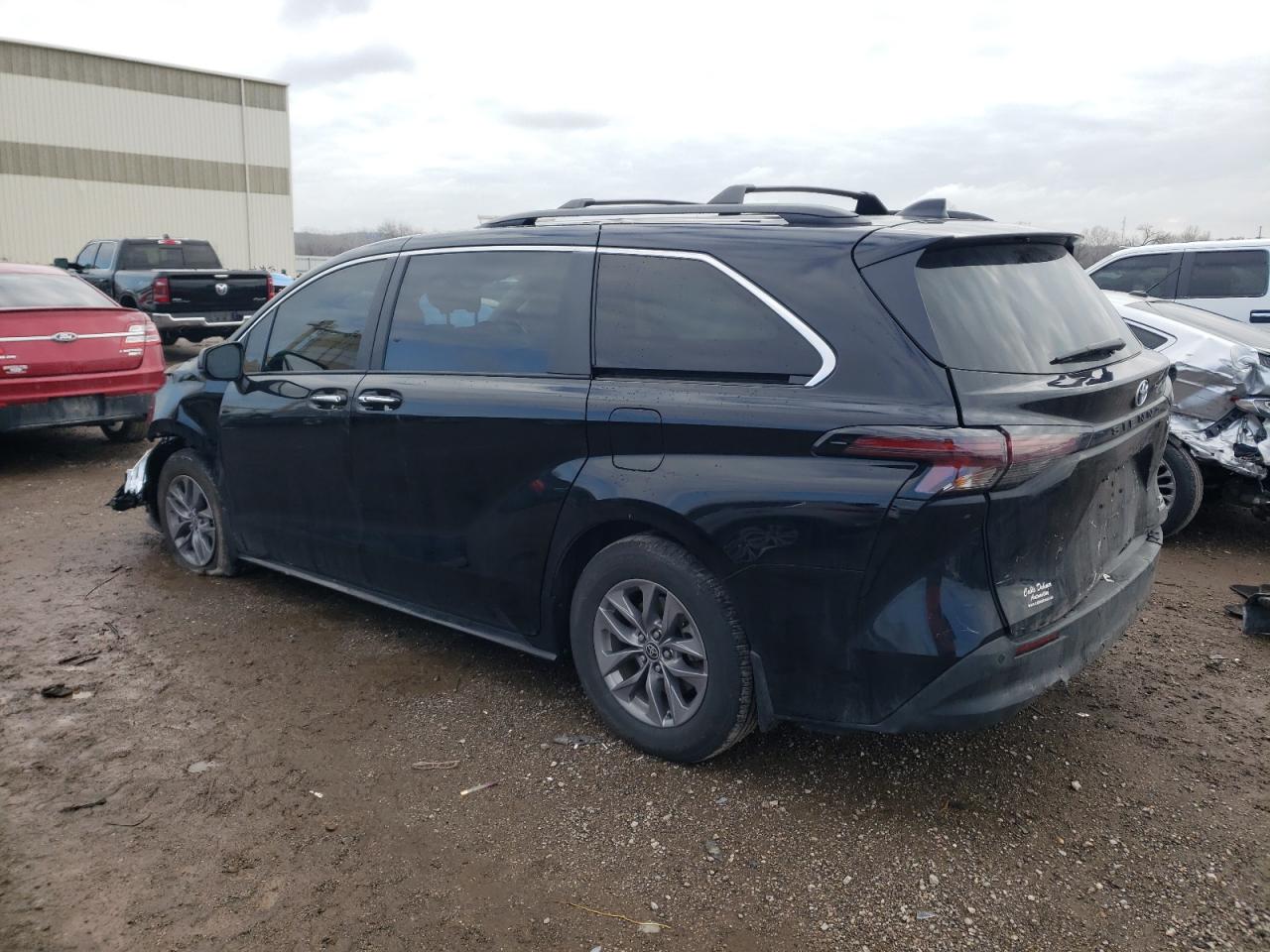 2023 TOYOTA SIENNA XLE VIN:5TDYRKEC3PS141708