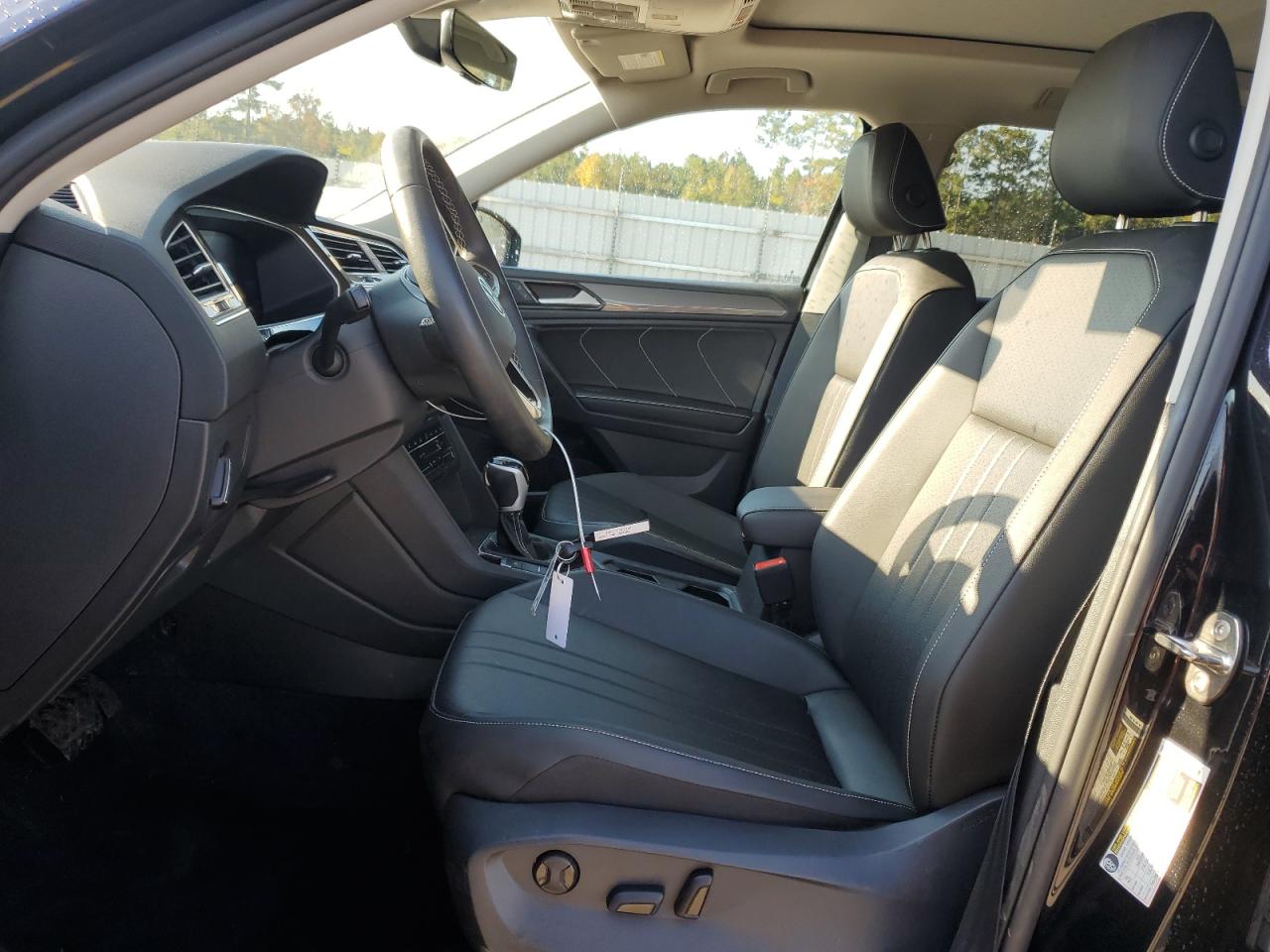 2023 VOLKSWAGEN TIGUAN SE VIN:3VVNB7AX5PM074172