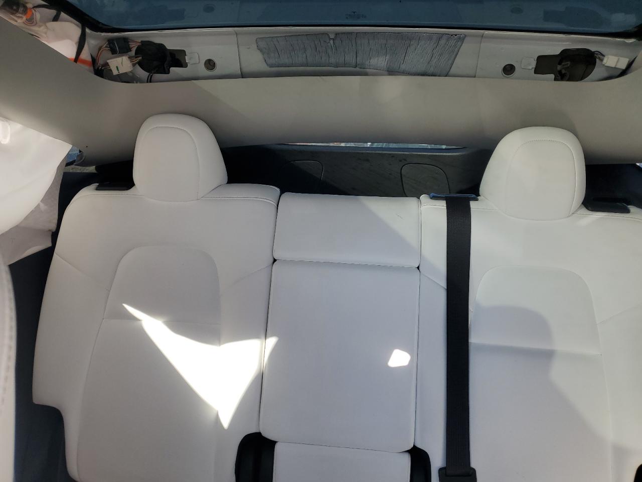 2022 TESLA MODEL Y  VIN:7SAYGDEF7NF342009