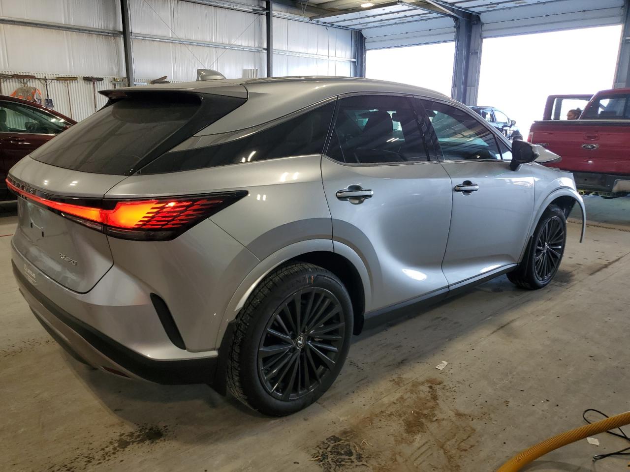 2024 LEXUS RX 350 BASE VIN:2T2BAMBA1RC042761