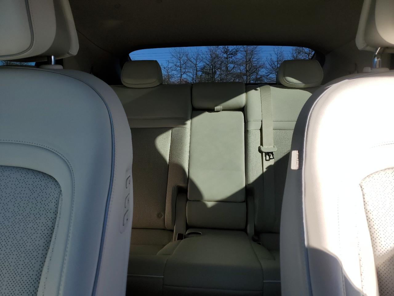 2023 GENESIS GV60 ADVANCED VIN:KMUKCDTC0PU011058