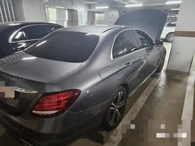 2020 Mercedes-Benz E 300 VIN: