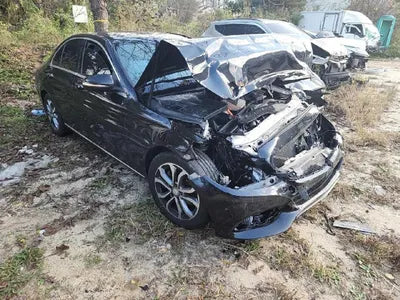 2016 Mercedes-Benz C 200 VIN: