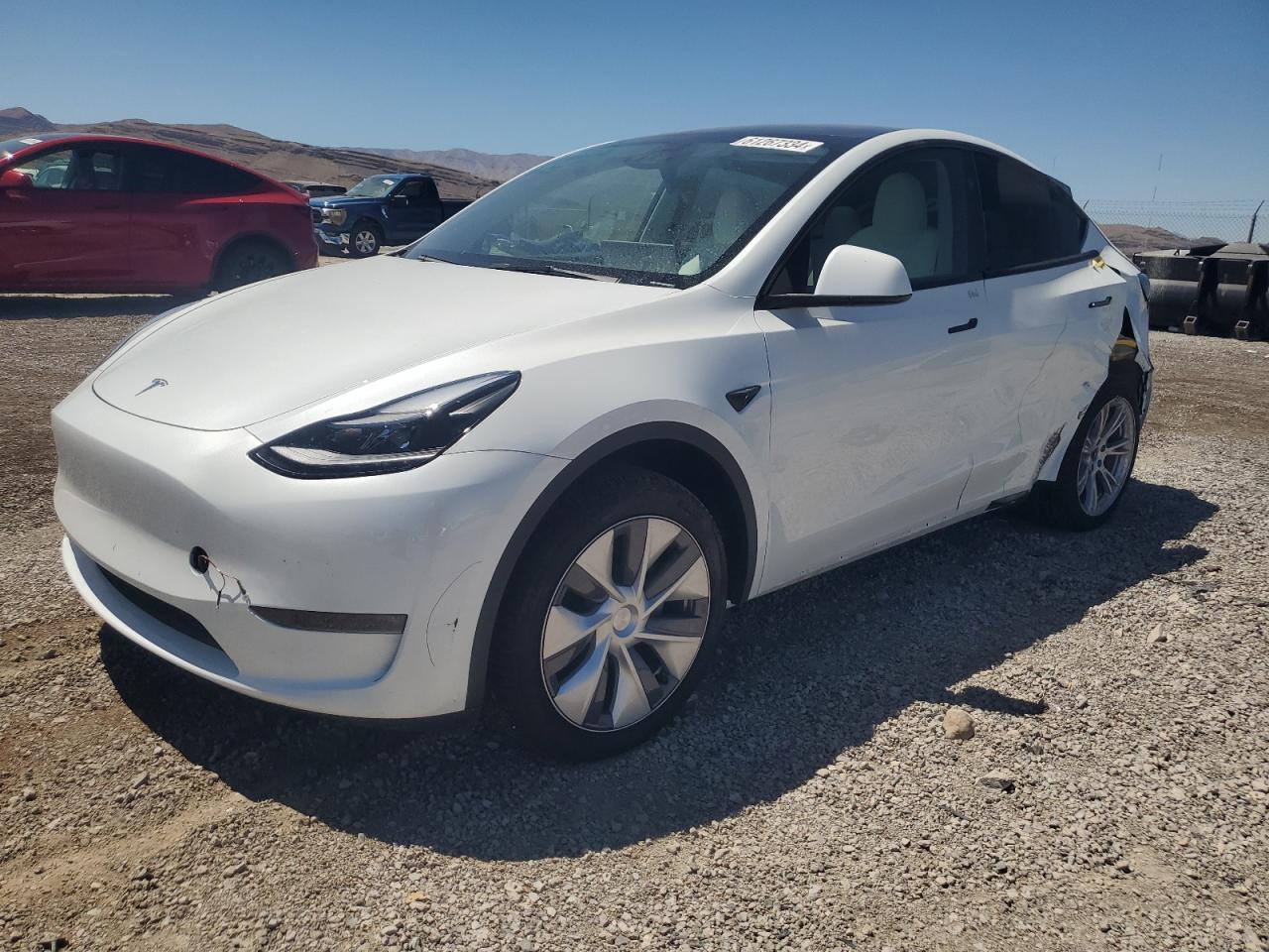 2024 TESLA MODEL Y  VIN:7SAYGDEE5RA256739