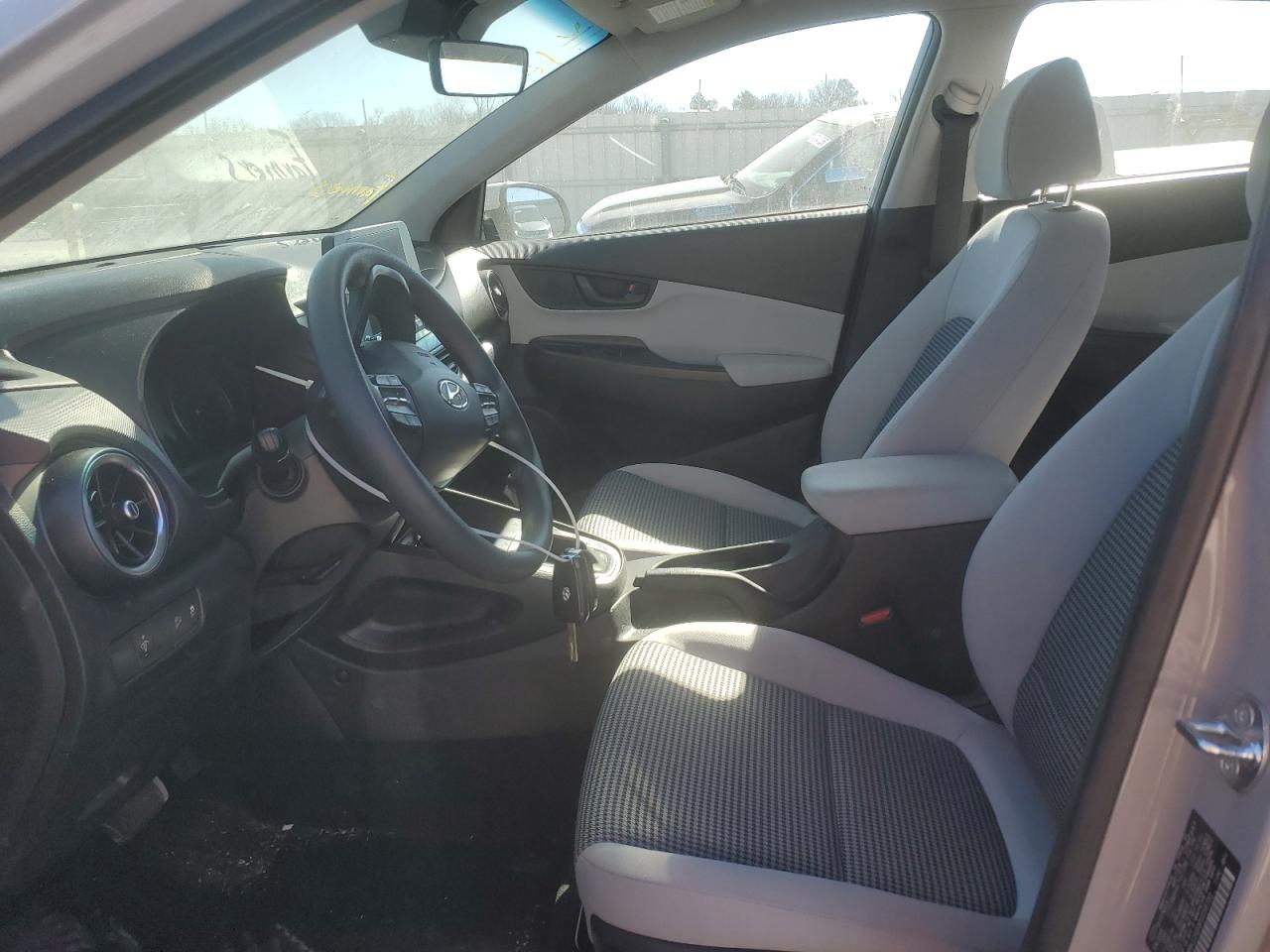 2023 HYUNDAI KONA SE VIN:KM8K22AB9PU058783