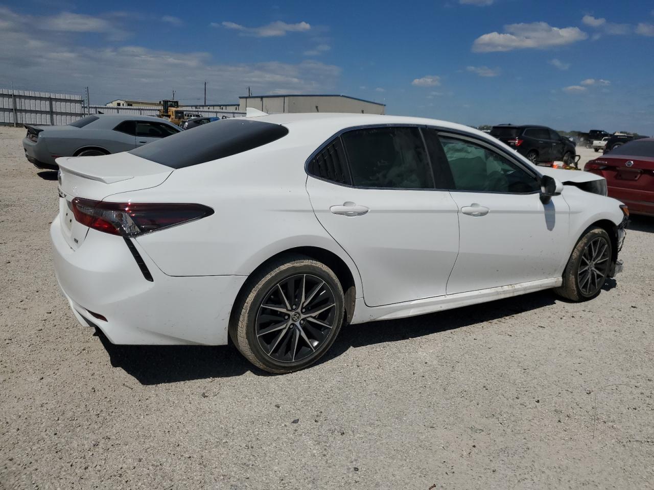 2022 TOYOTA CAMRY SE VIN:4T1G11AK3NU712161