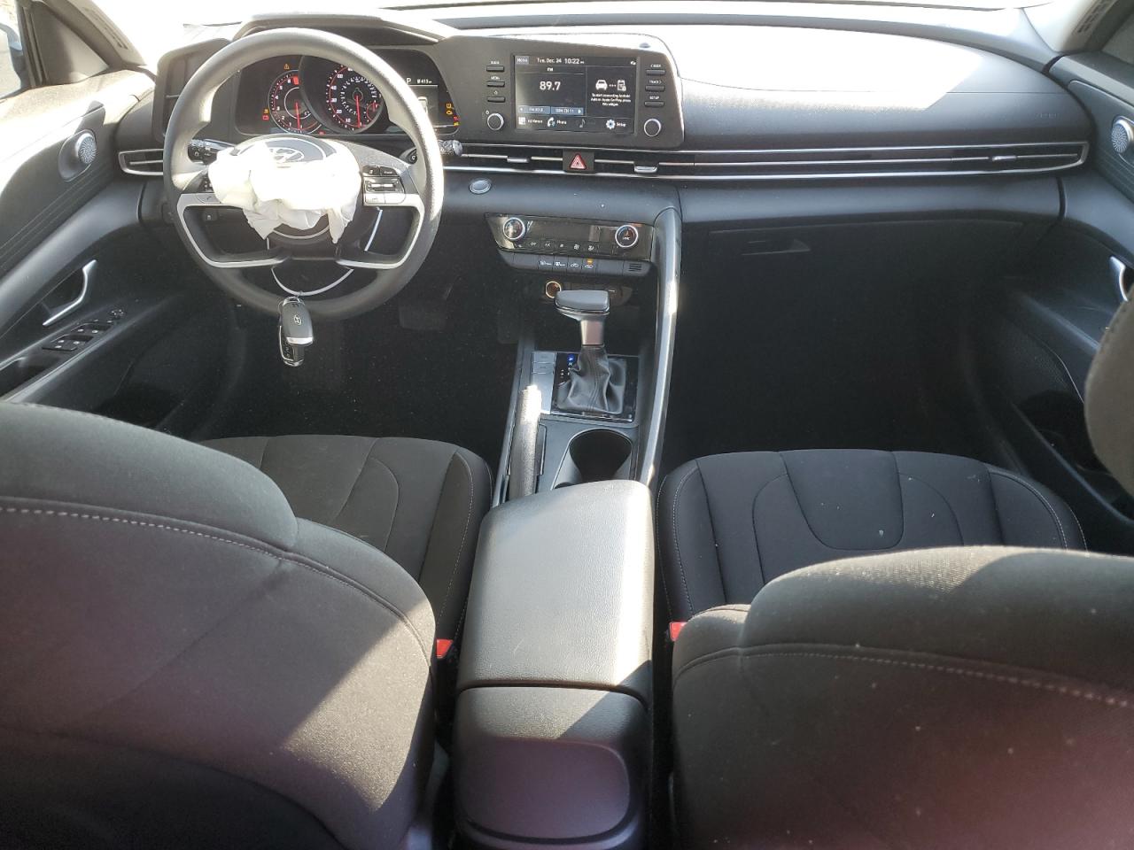 2023 HYUNDAI ELANTRA SEL VIN:5NPLM4AG4PH109028