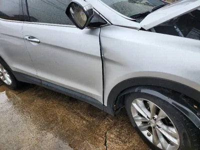 2017 Hyundai Santa FE KMHSW81UBHU750045 VIN:KMHSW81UBHU750045