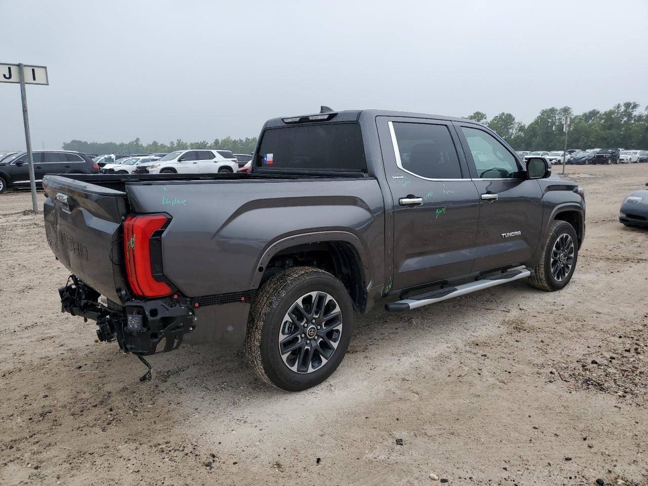 2022 TOYOTA TUNDRA CREWMAX LIMITED VIN:5TFJA5DB6NX054217