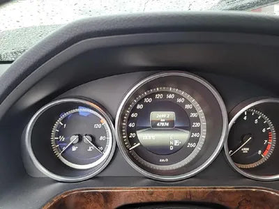 2014 Mercedes-Benz E 200 VIN: