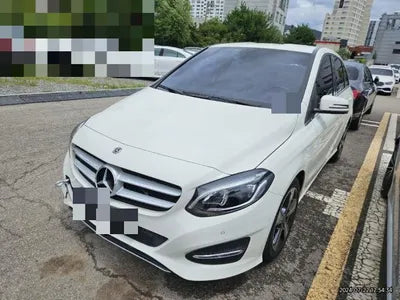 2018 Mercedes-Benz B 220 VIN: