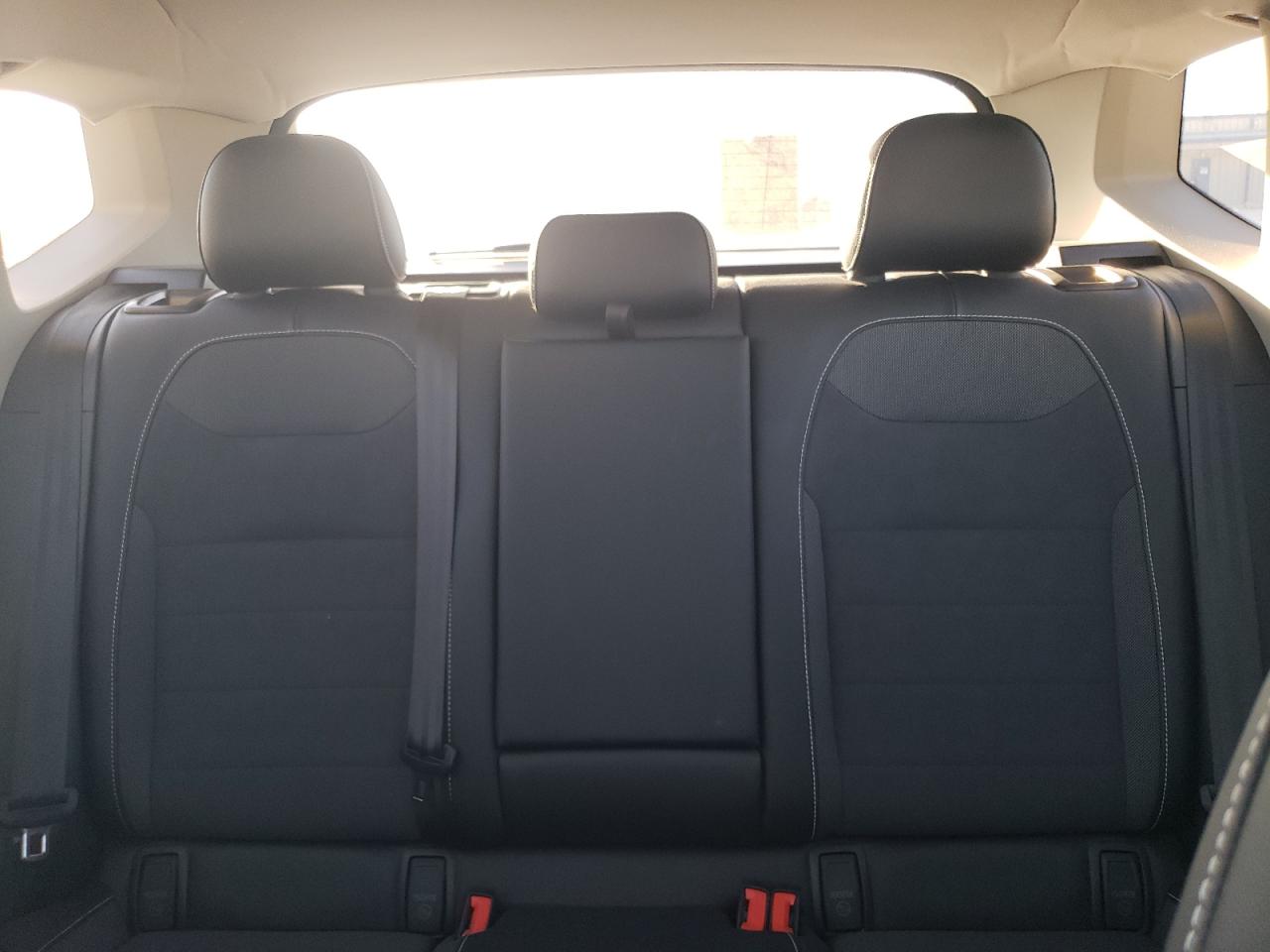 2022 VOLKSWAGEN TAOS SE VIN:3VVTX7B27NM033129