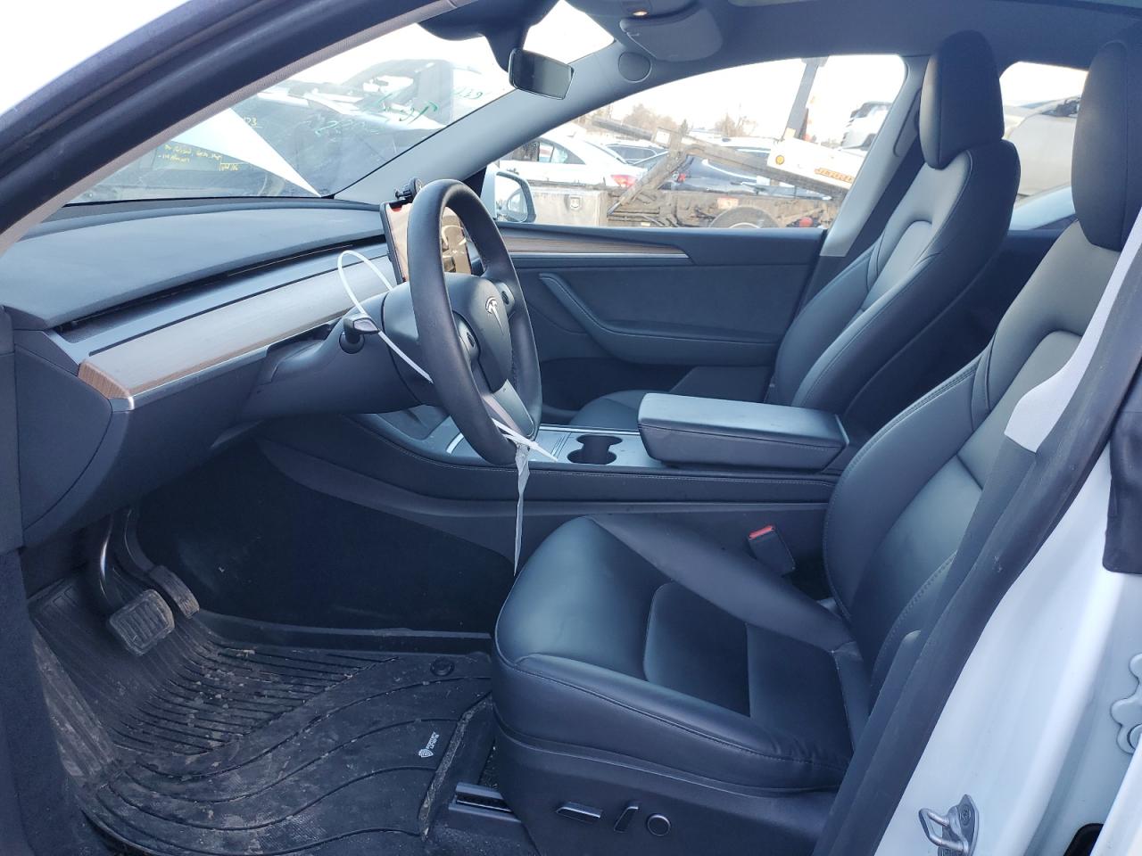 2023 TESLA MODEL Y  VIN:7SAYGDEE8PA160648