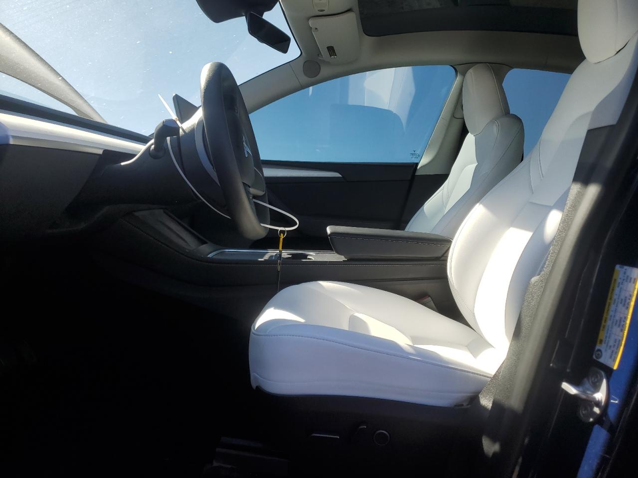 2023 TESLA MODEL Y  VIN:7SAYGDEE3PF745236