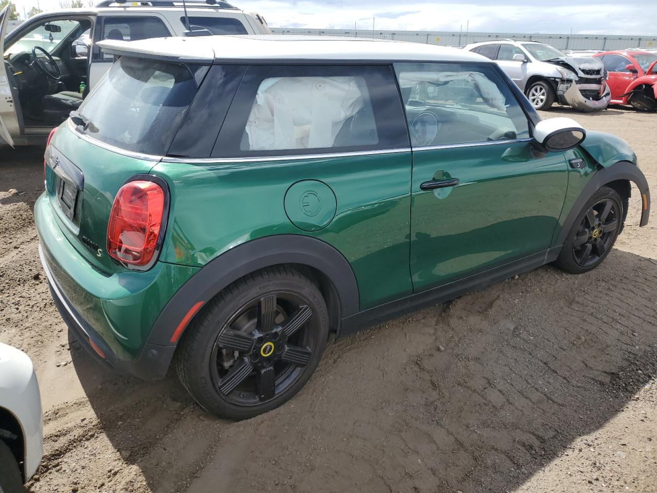 2022 MINI COOPER SE VIN:WMW13DJ09N2R37407